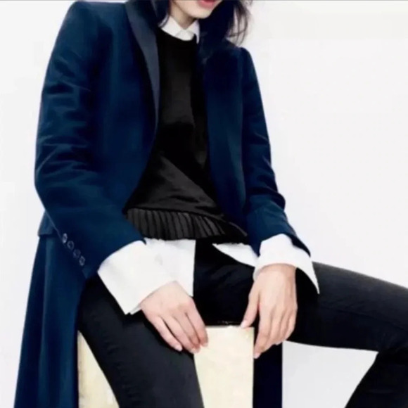 J. Crew Factory Sweaters - New J. Crew ruffle Hem sweatshirt long sleeve e0102 pleated layered size XXS